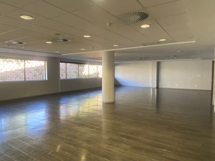 To Let commercial Property for Rent in Mowbray Western Cape